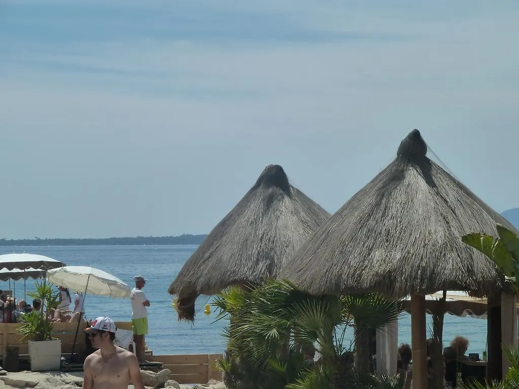 Apartment Le Neptunia Hotel Juan-les-Pins