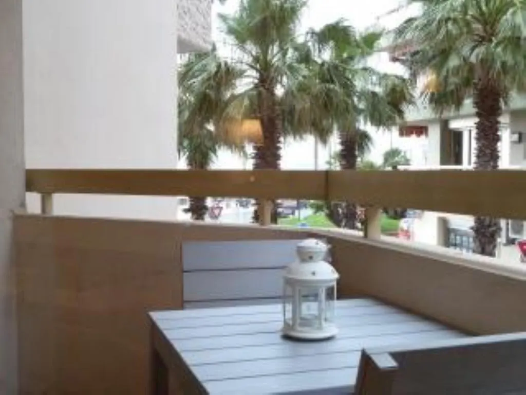 Hotel Le Neptunia Juan-les-Pins 0*,